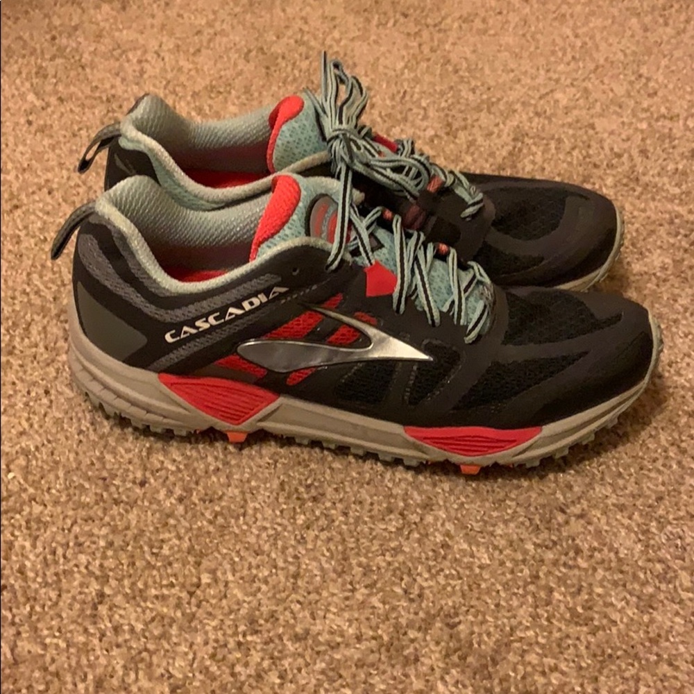 Brooks Cascadia Running Shoes
